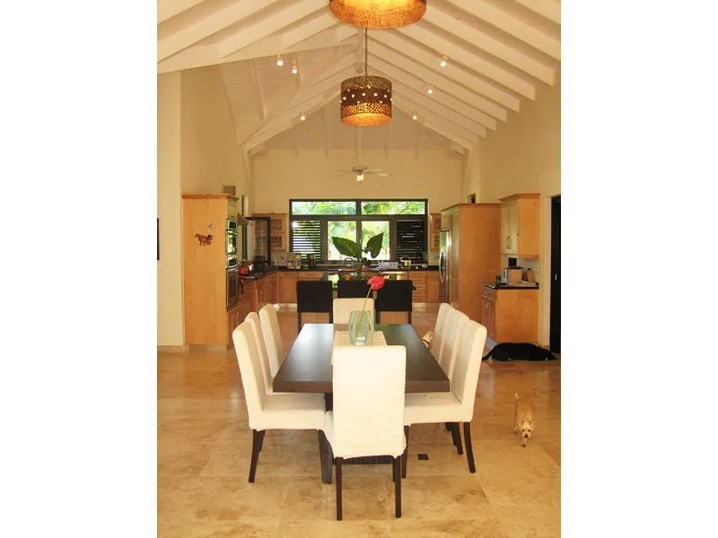 A LA VENTA – VILLA ESPACIOSA Y AMUEBLADA, foto 6
