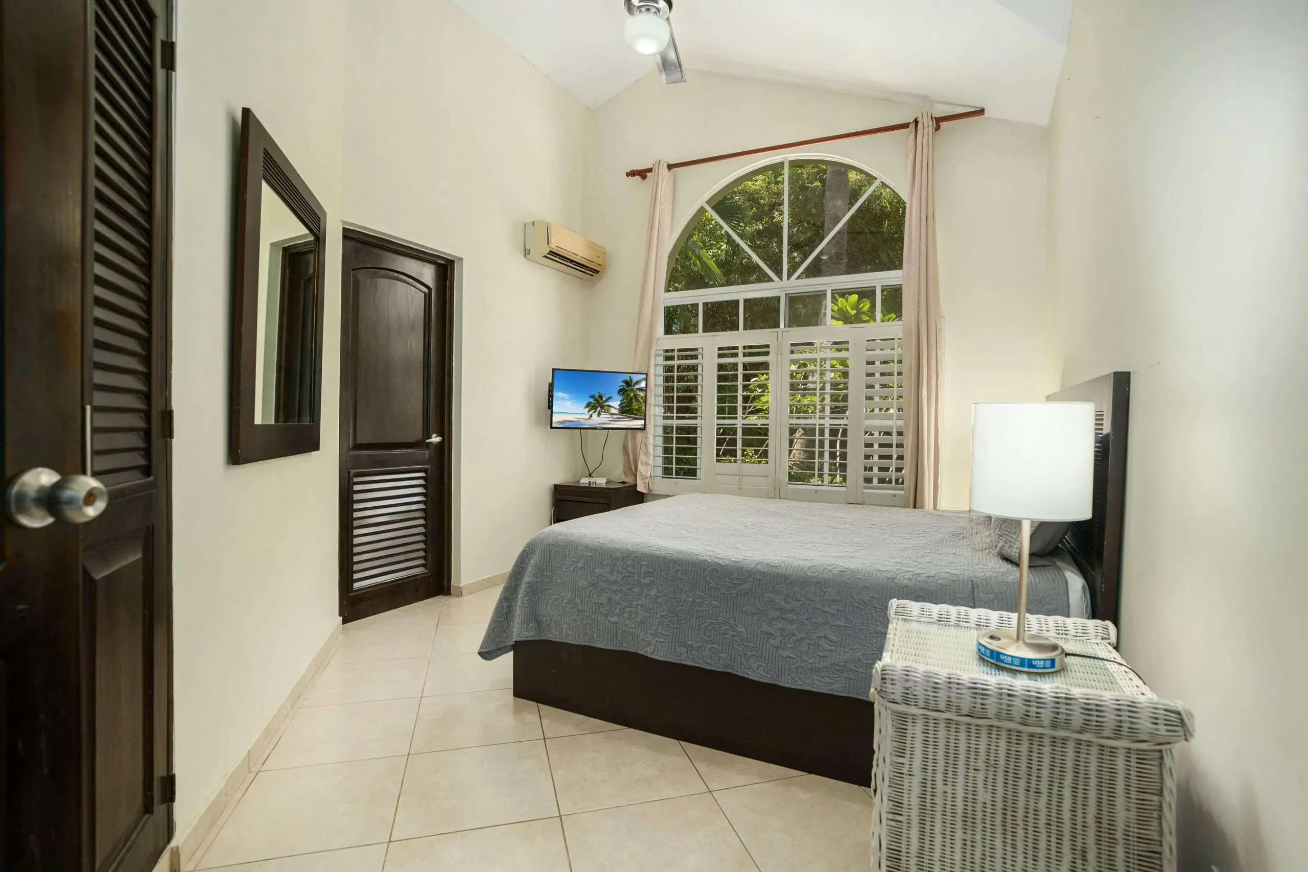 Amplia villa de 4 dormitorios, foto 6