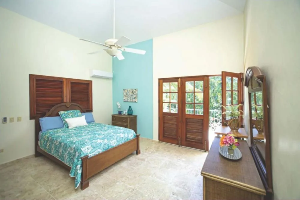 Casa Deborah: elegancia tropical en Sea Horse Ranch, foto 11