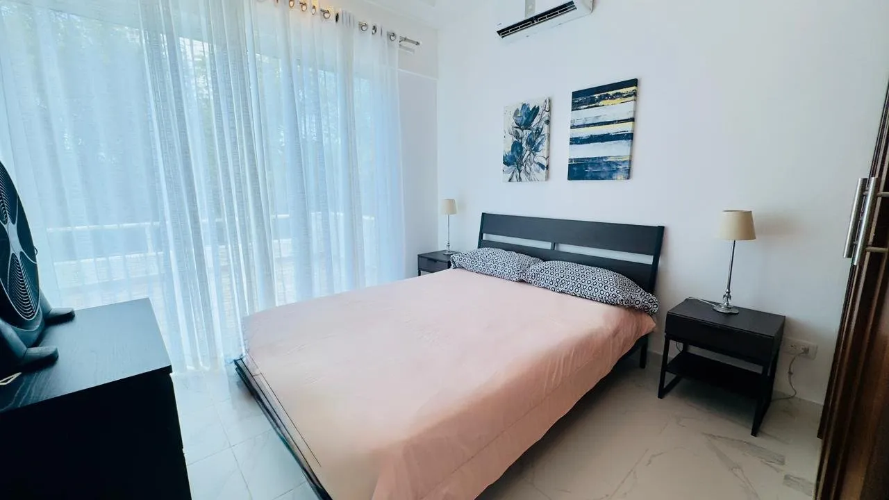 **Exclusive Villa for Sale in** Perla Marina, foto 2