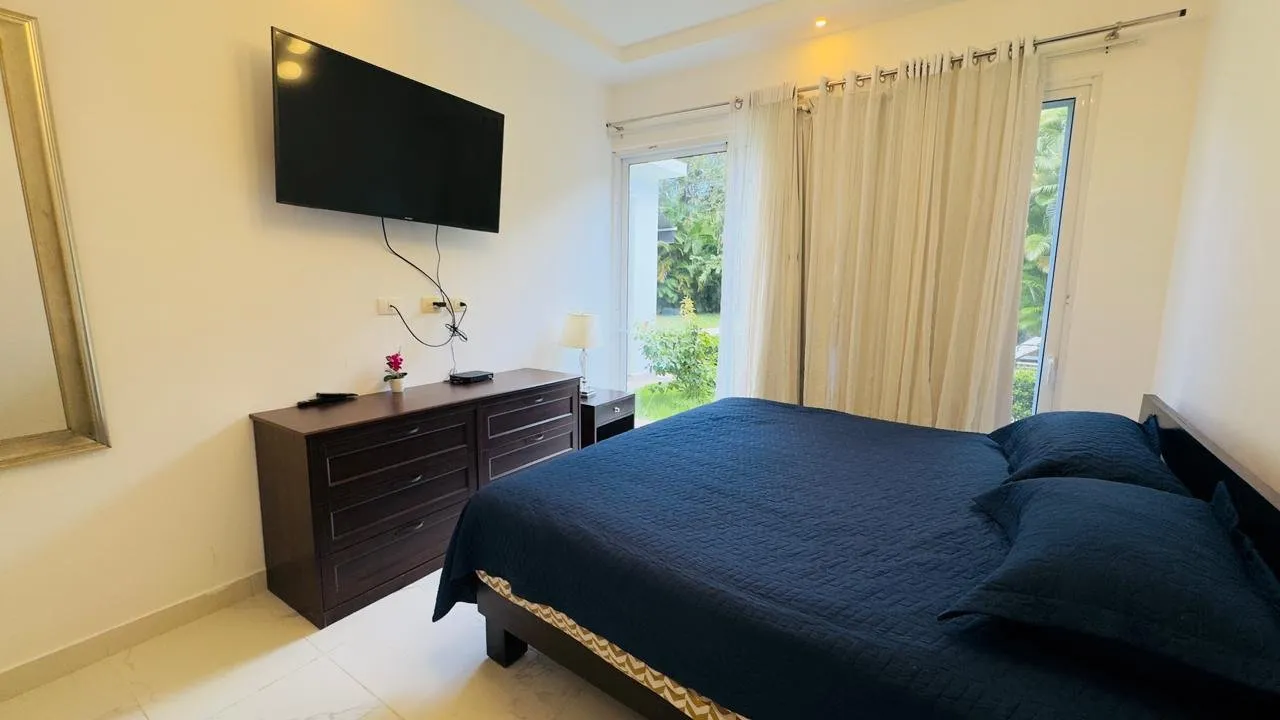 **Exclusive Villa for Sale in** Perla Marina, foto 5