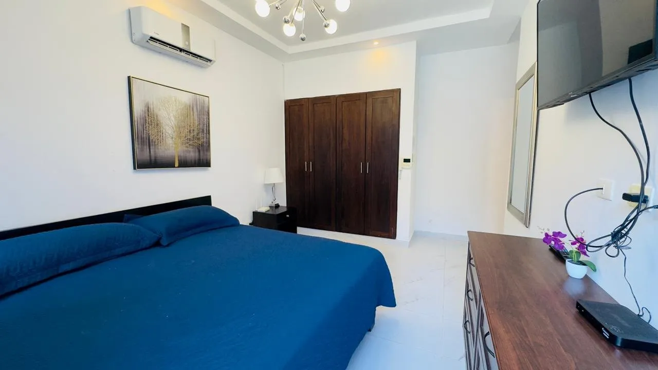 **Exclusive Villa for Sale in** Perla Marina, foto 6
