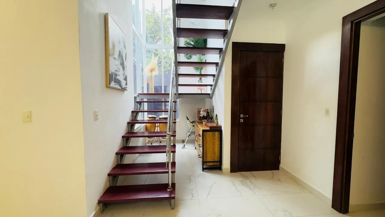**Exclusive Villa for Sale in** Perla Marina, foto 9