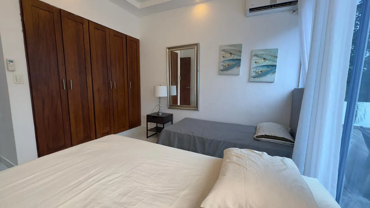 **Exclusive Villa for Sale in** Perla Marina, foto 14