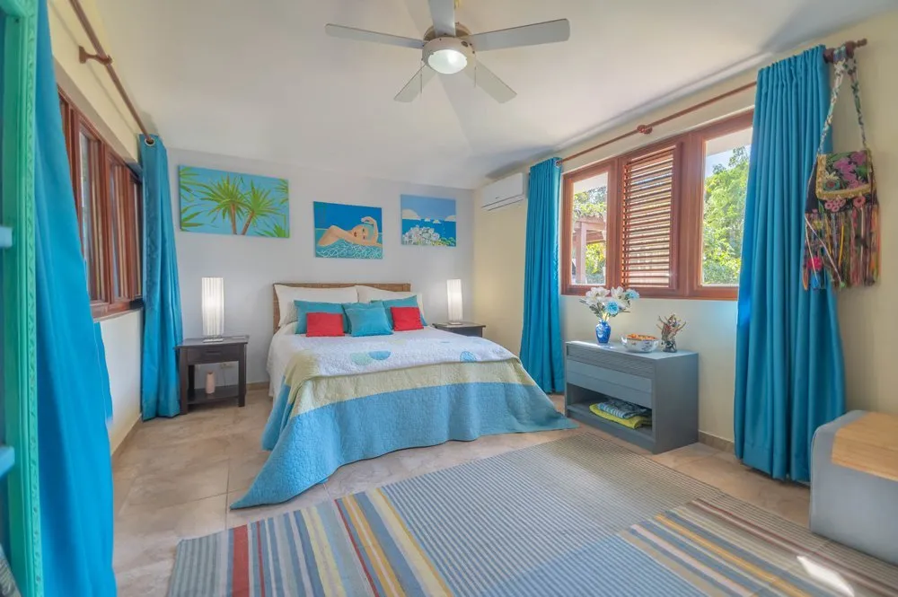 Villa Balinese: Tropical elegance with artistic soul in Sea Horse Ranch., photo 15