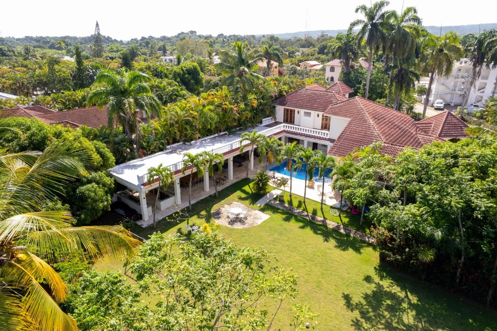 Villa de Lujo en Venta en Perla Marina, foto 2