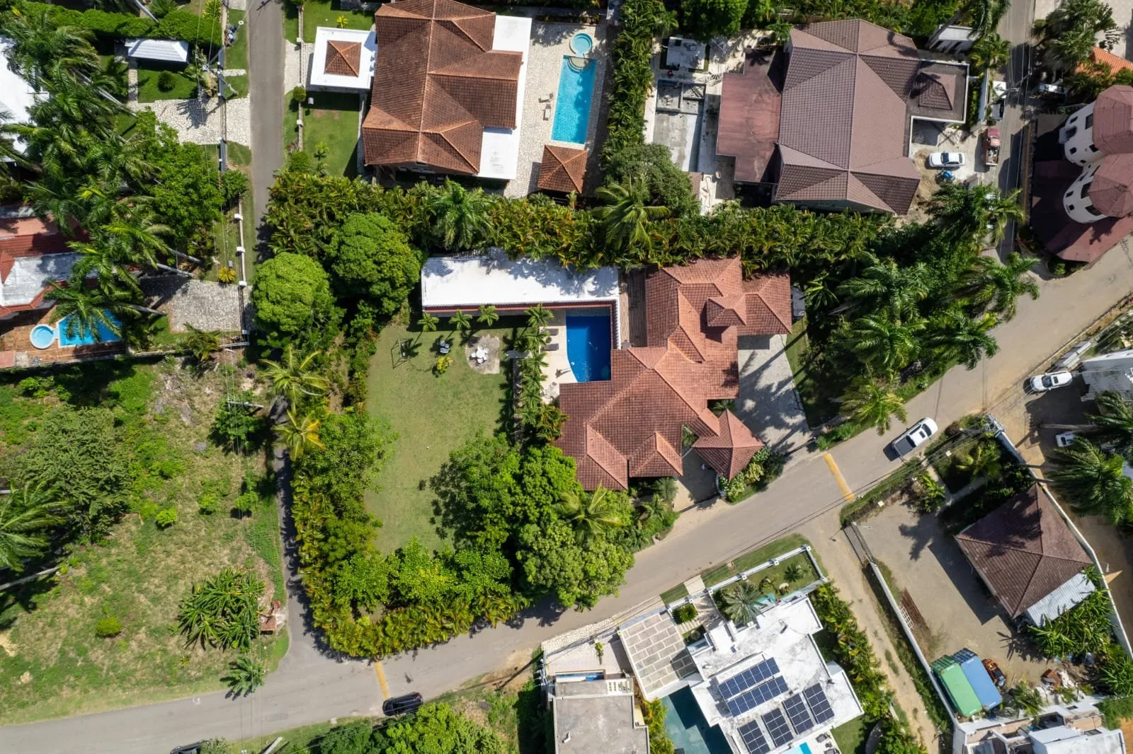 Villa de Lujo en Venta en Perla Marina, foto 4