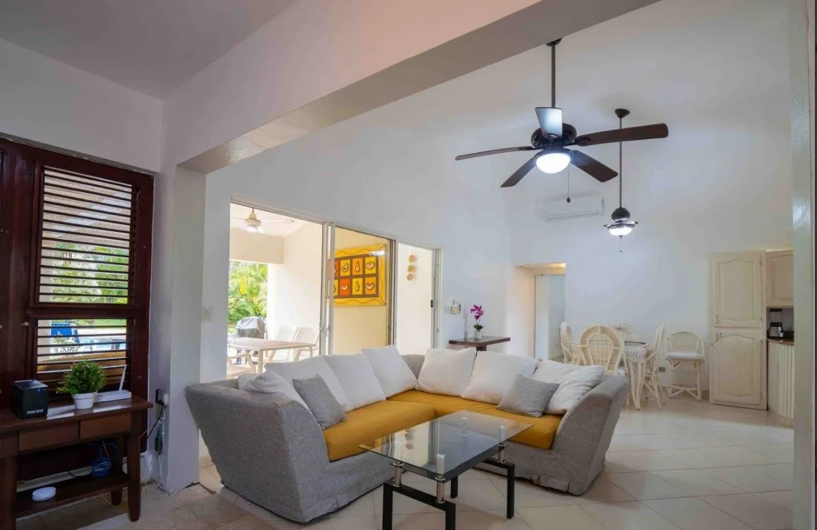 Villa con Piscina Privada y Estudio Independiente en Exclusiva Comunidad Cerrada, foto 3